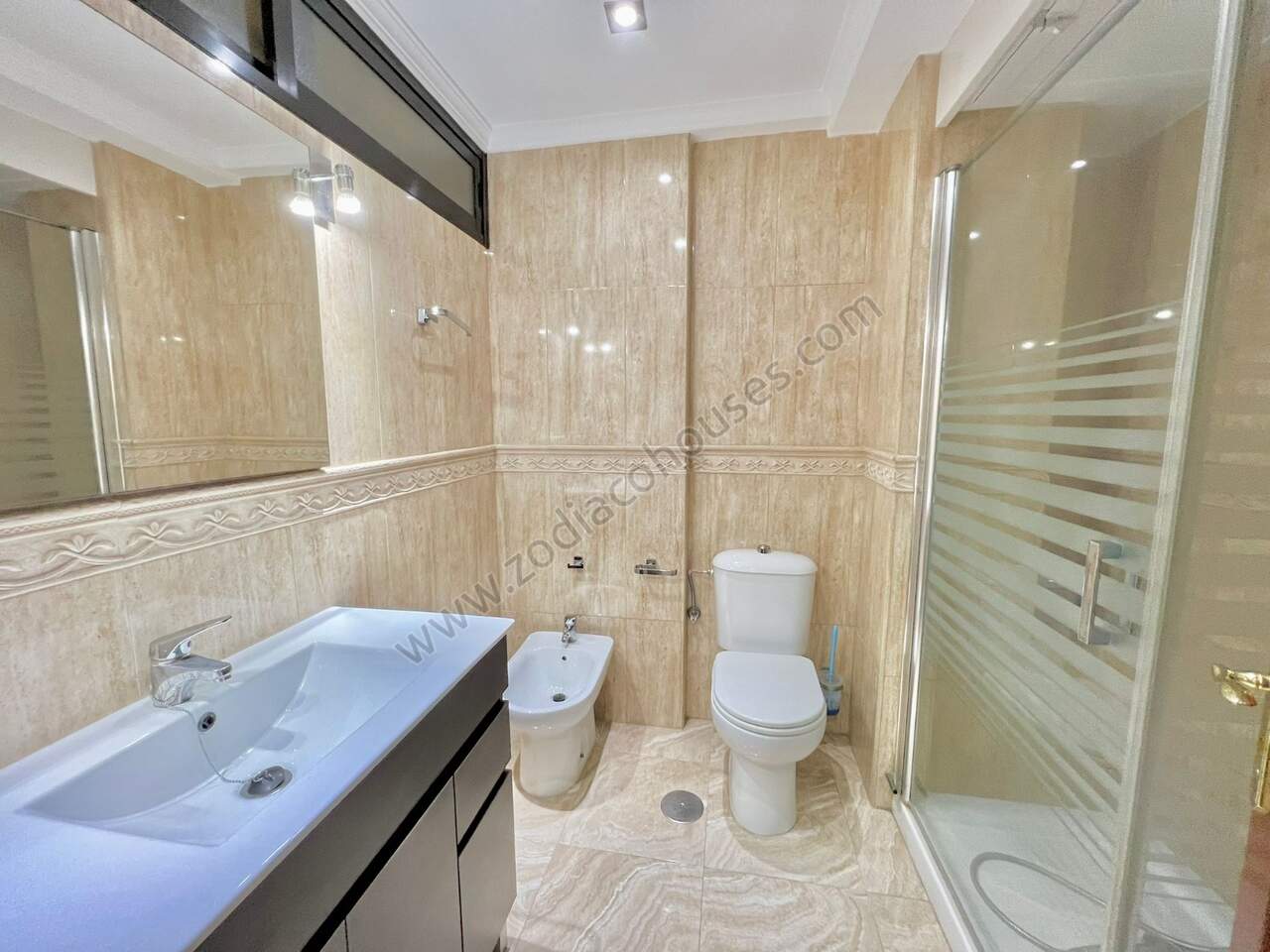 128321 Vuokrataan - 4